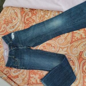 🦋Levi's Flare jeans🦋